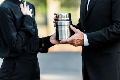 Cremaciones: ¿Qué servicios adicionales ofrecen las funerarias?